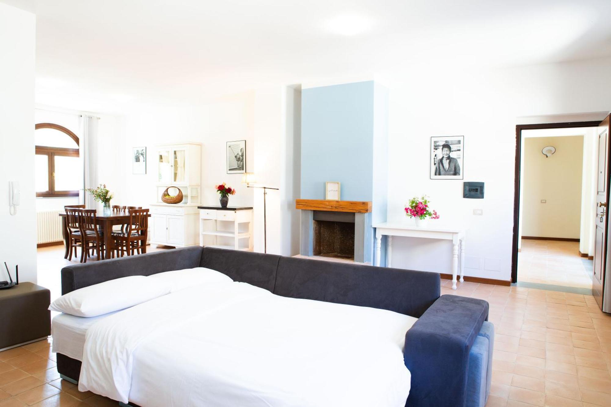 Ht Castello Di Campolongo Lejlighedshotel Valfabbrica Eksteriør billede