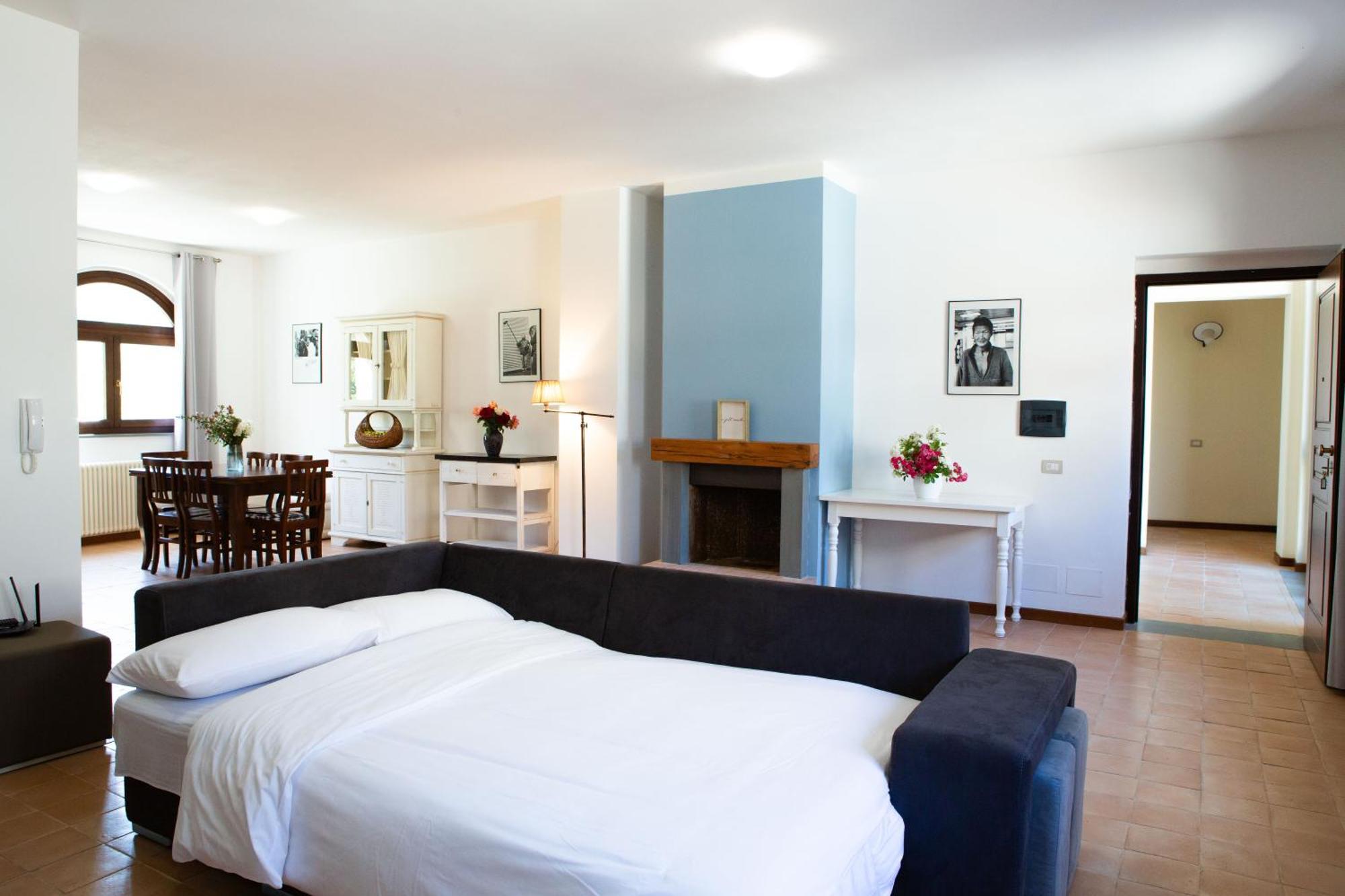 Ht Castello Di Campolongo Lejlighedshotel Valfabbrica Eksteriør billede