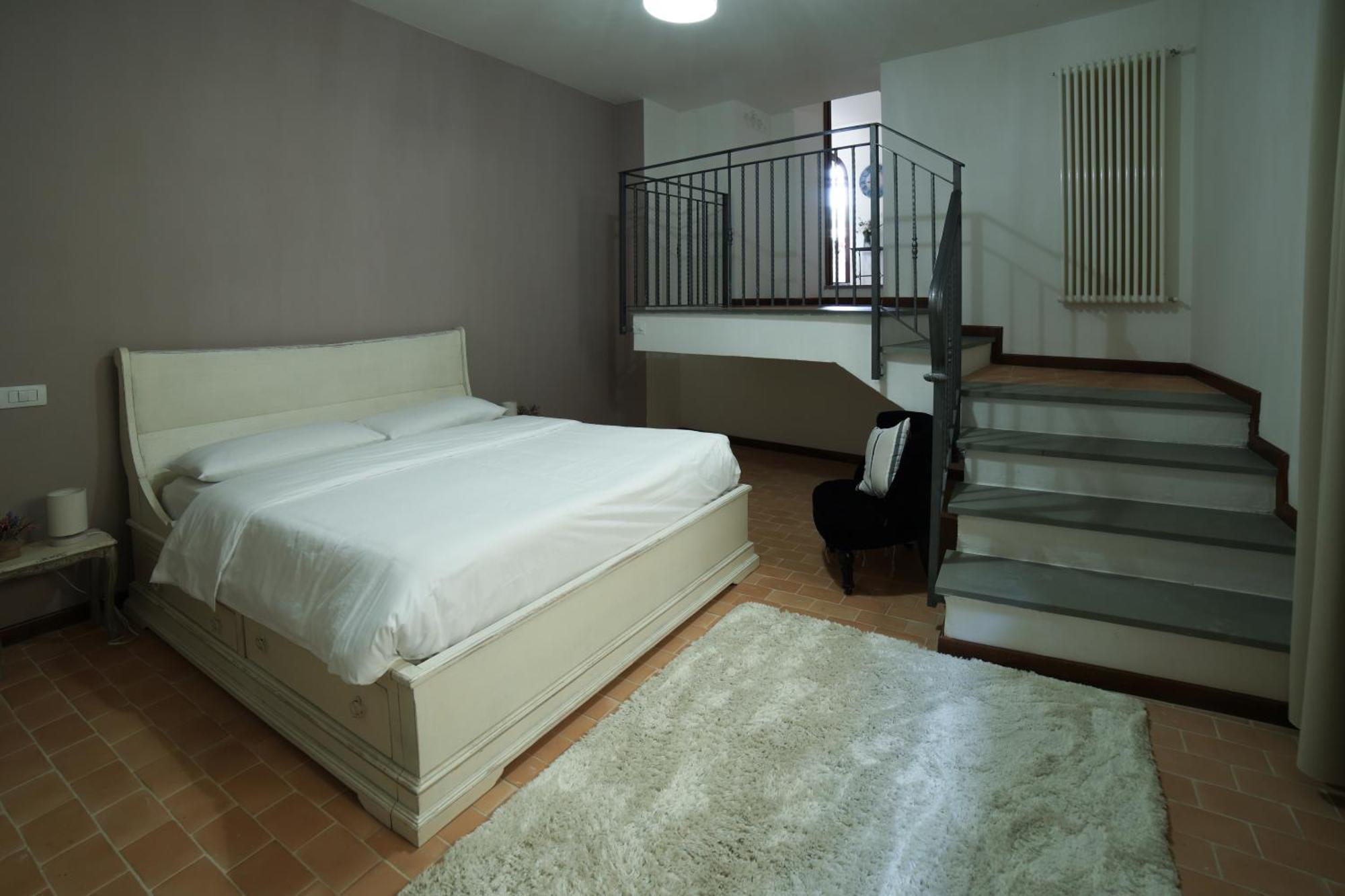 Ht Castello Di Campolongo Lejlighedshotel Valfabbrica Eksteriør billede