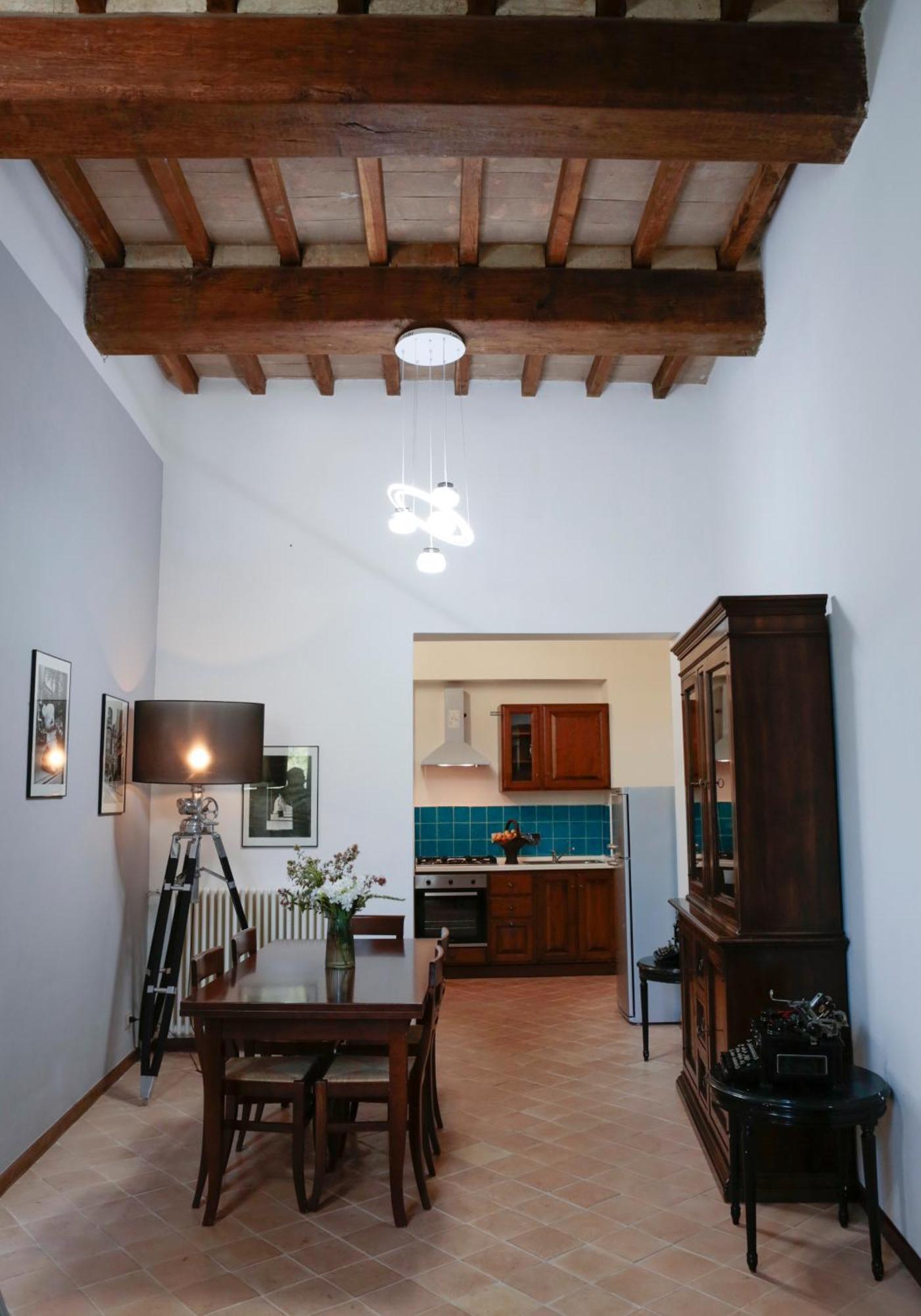 Ht Castello Di Campolongo Lejlighedshotel Valfabbrica Eksteriør billede
