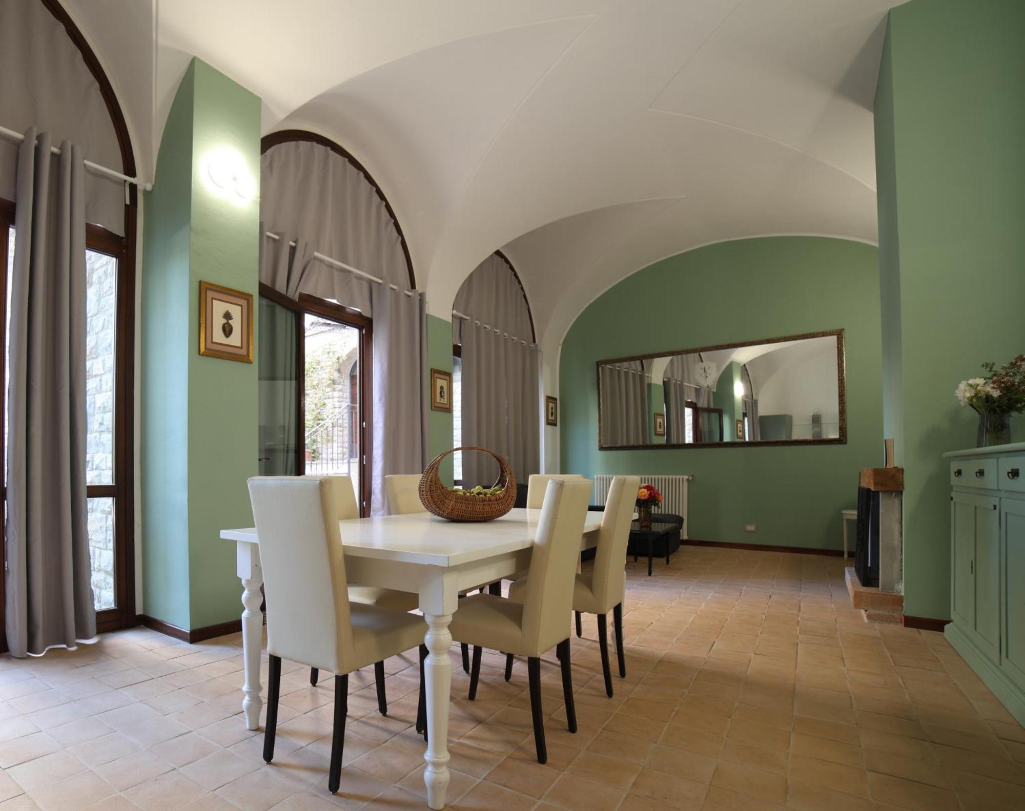 Ht Castello Di Campolongo Lejlighedshotel Valfabbrica Eksteriør billede